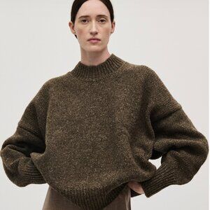 New In Box Babaa jumper no11 oak (Out of stock)